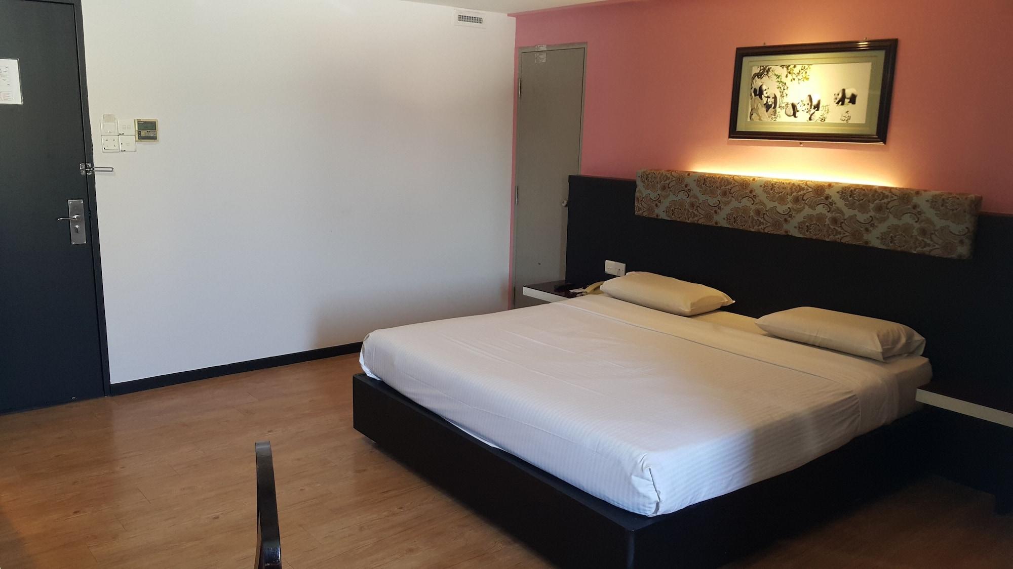 Red Rock Hotel Penang George Town Extérieur photo